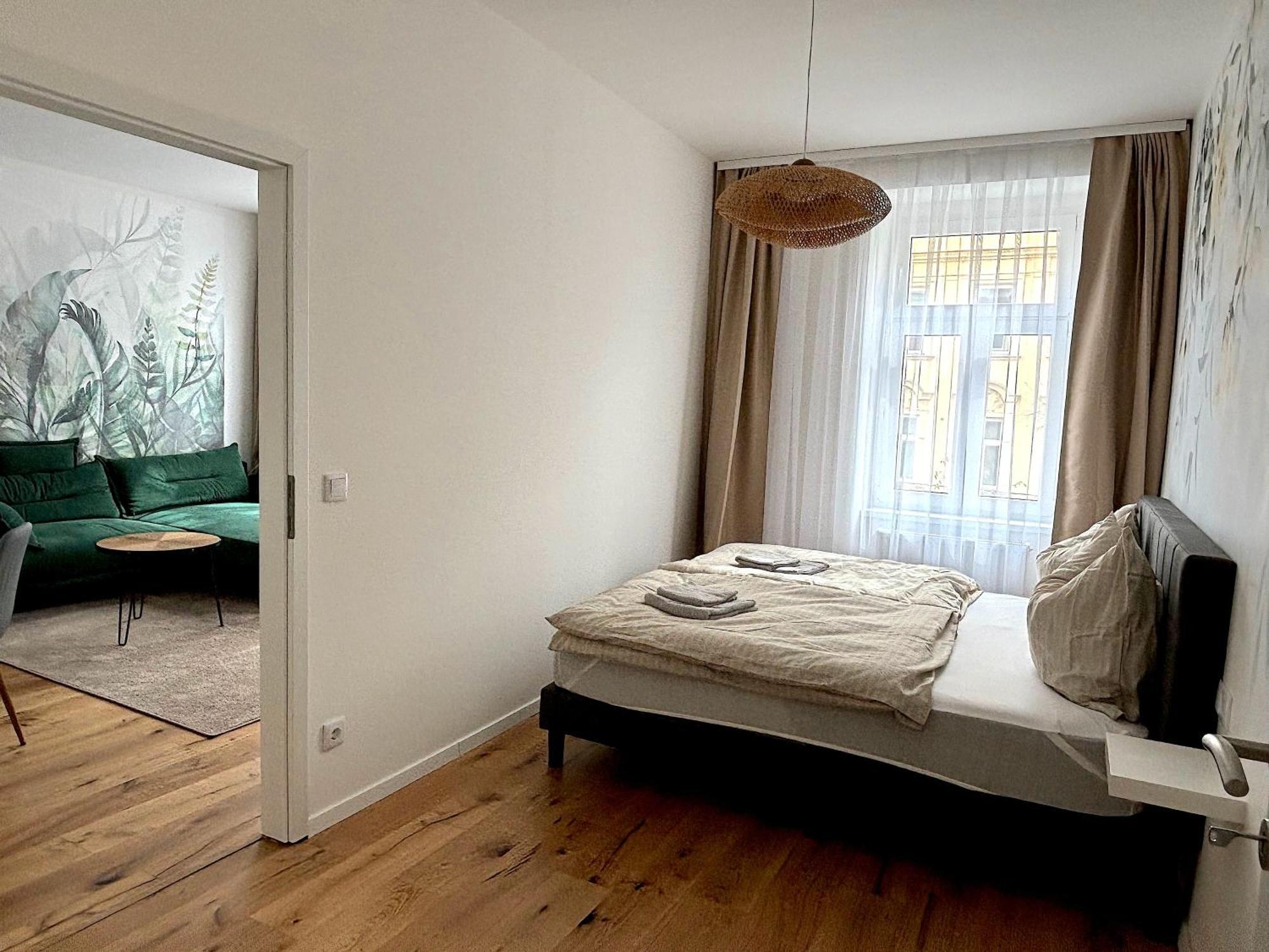Traumhafte Wohnung Fuer 3, Grosszuegig, Walk In Dusche Wien Exterior foto